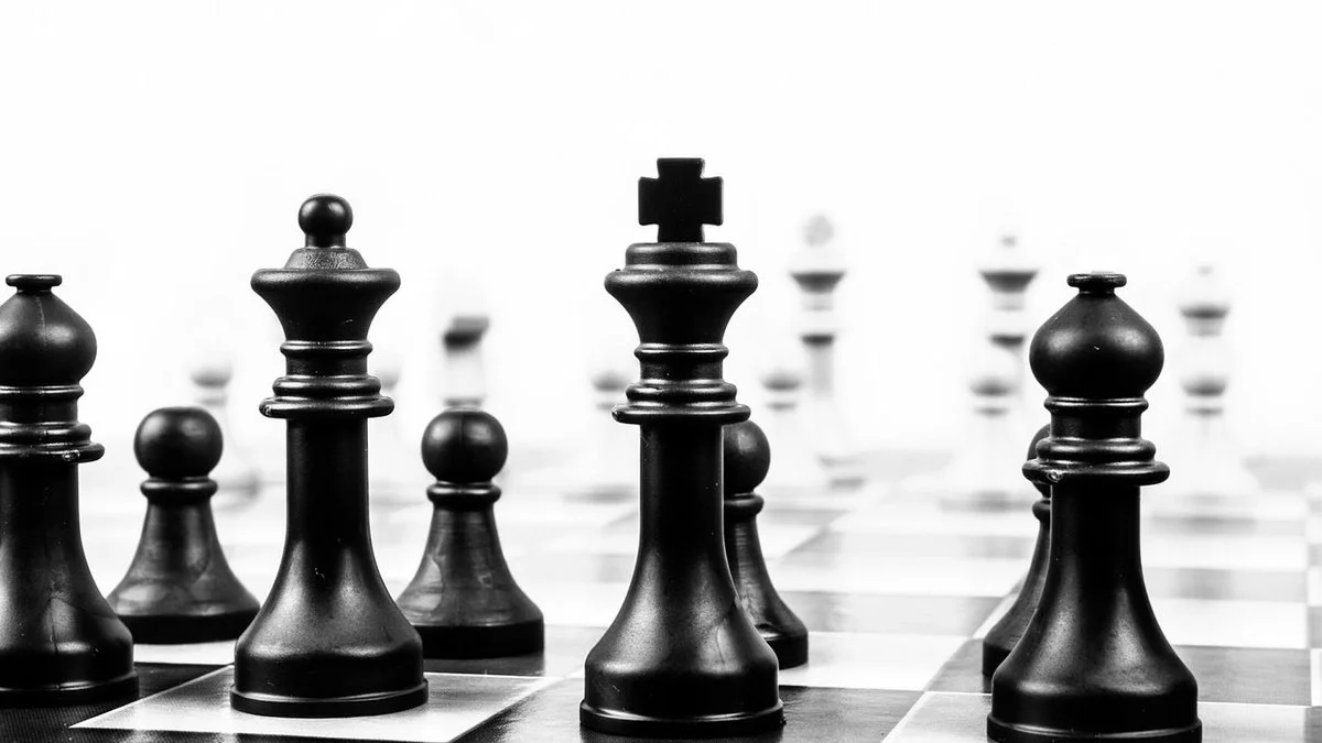 尼克斯逆转马刺背后的心理压力与关键时刻